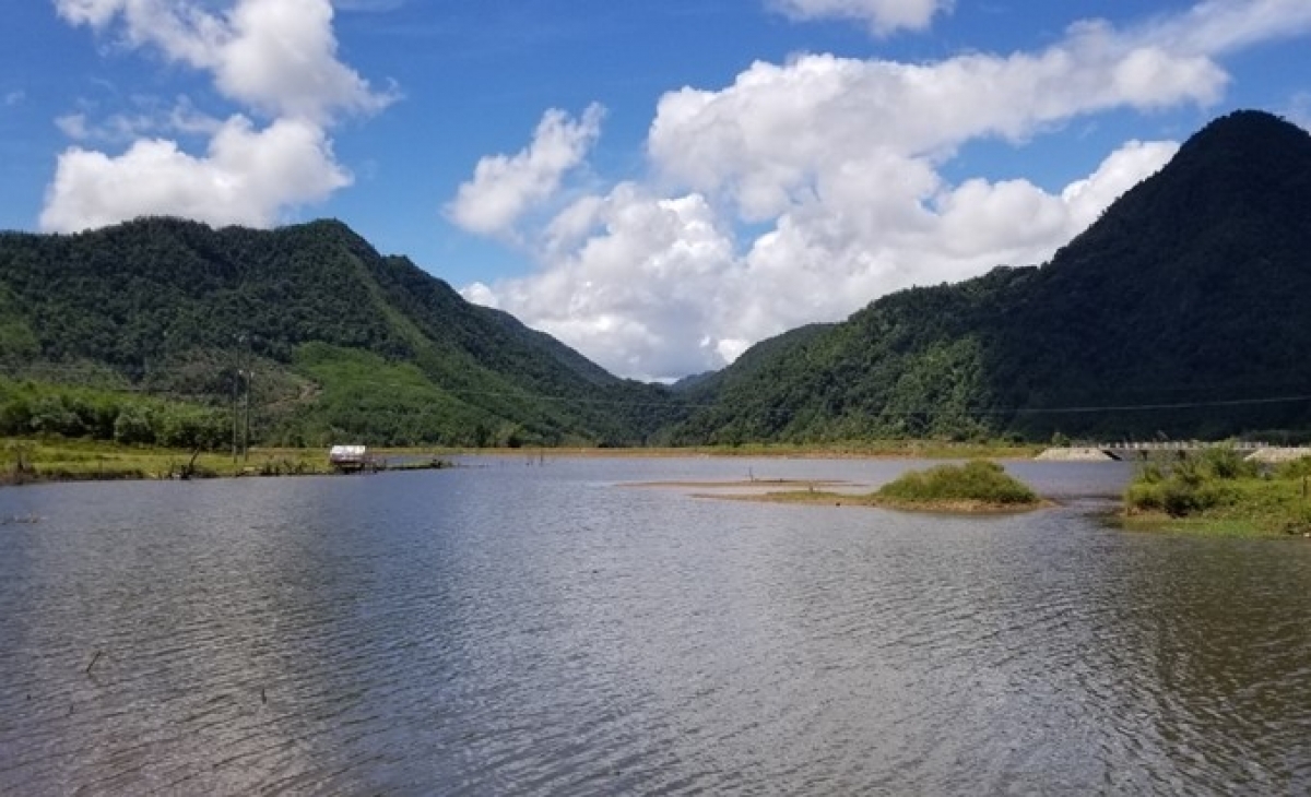 Khu vực vùng bán ngập thuộc lòng hồ A Lin B1.