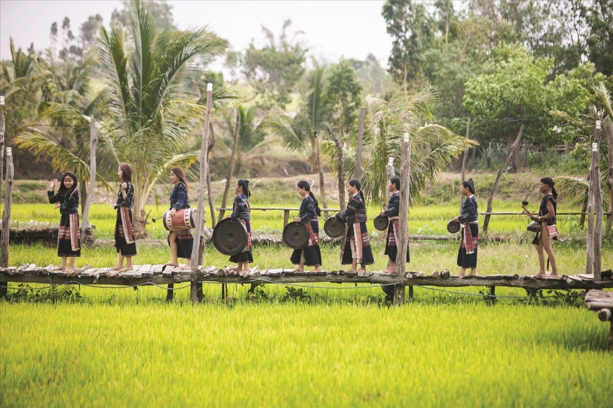 Xa Tơ Tung tinh Gia Lai hu rilo kapul kong caing bhian hu mbaok tame dom harei raya adat