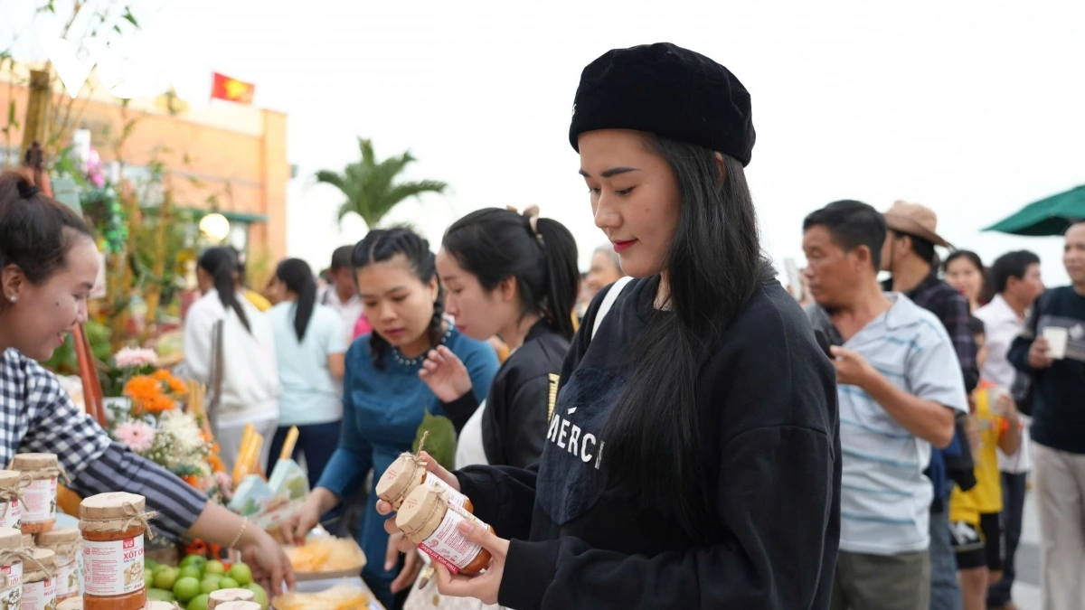 Tay Ninh daok danei angan yau labik jirah rivang rilo gah di bilan raya