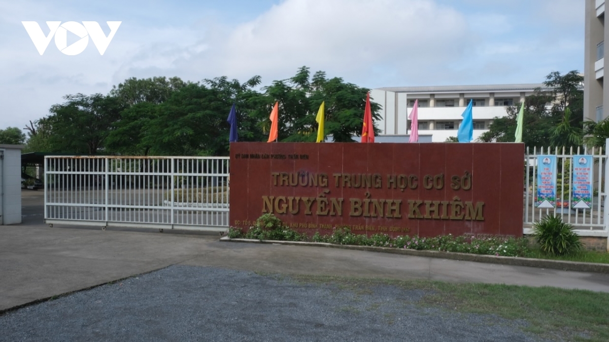 Sang bac nai Gru Uyên pato