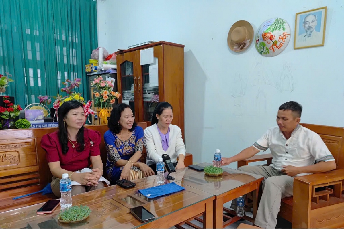 Kapul gru pato ba drei tame pato sap Cam di Sang bac Tieu hoc Phan Hiệp