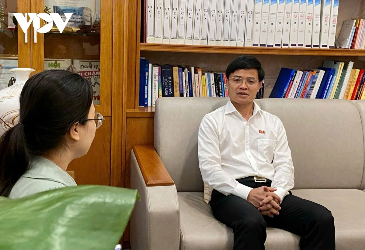 Ong Vũ Hồng thuấn, Akaok UB Bhap bini phuong Vung Tau