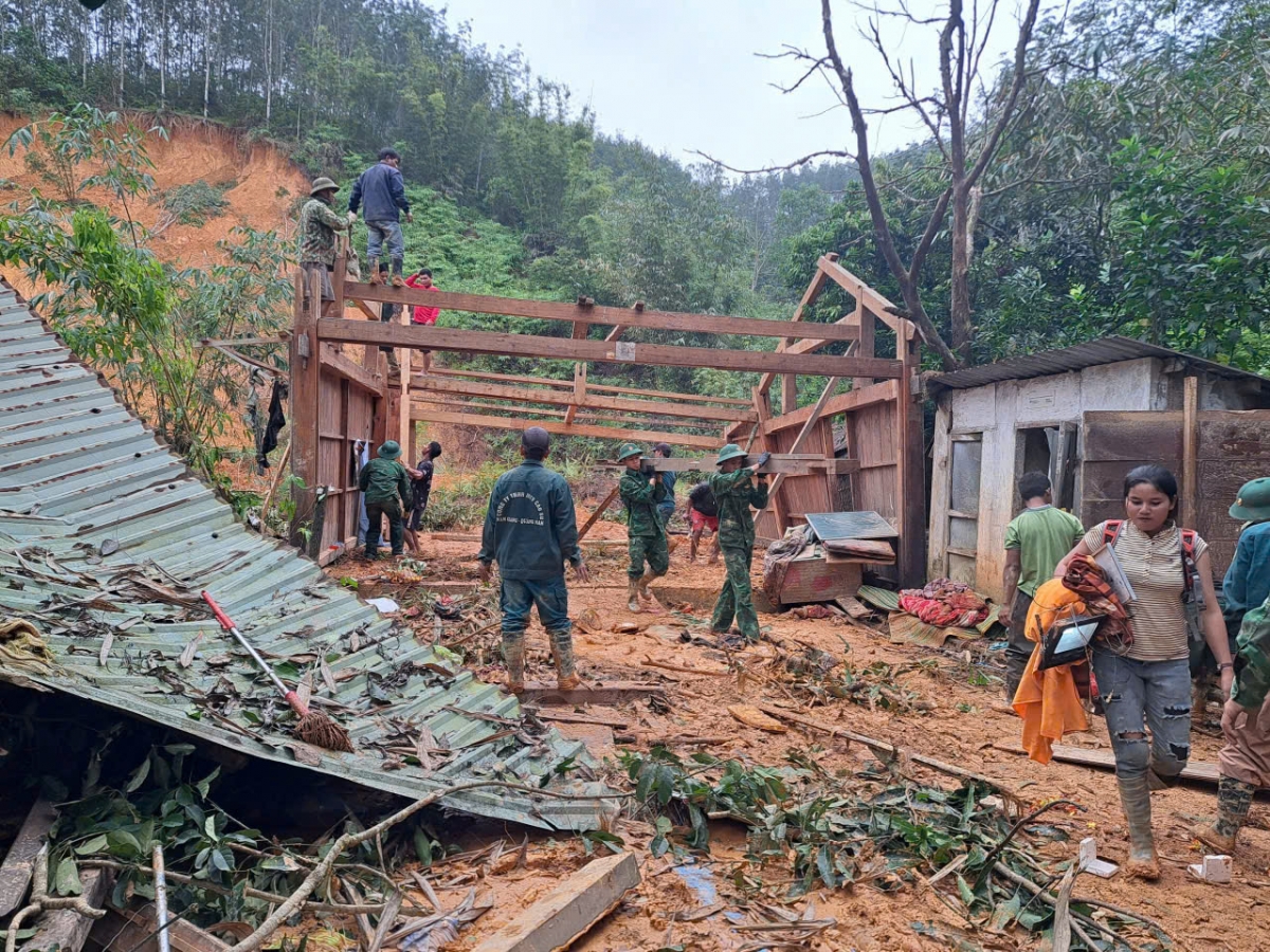 Angĭn êbŭ 13 ngă dlưh sang  ti Quảng Ngãi