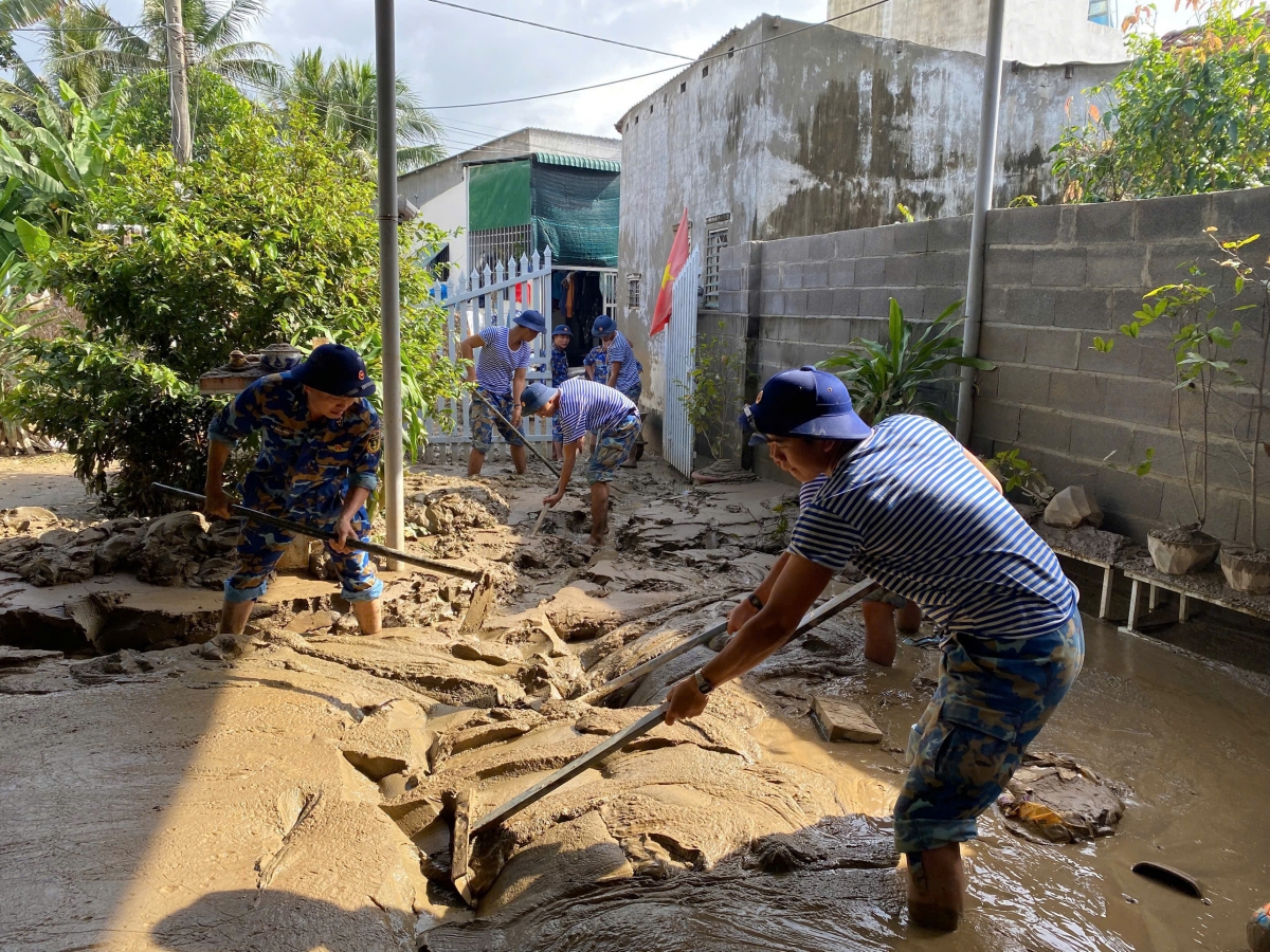 
Ƀô̆ đô̆i tơgŭm ăn kon pơlei kôch hơmet rơgoh ‘lơ̆ng dơ̆k, vĭ