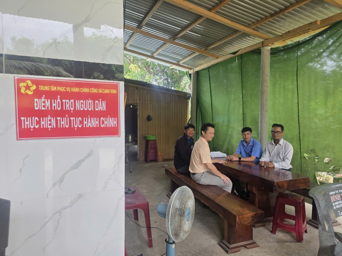 Ntŭk ntop kơl nuĭh ƀon lan ƀon Canh Tiến ƀư samƀŭt hành chính
 