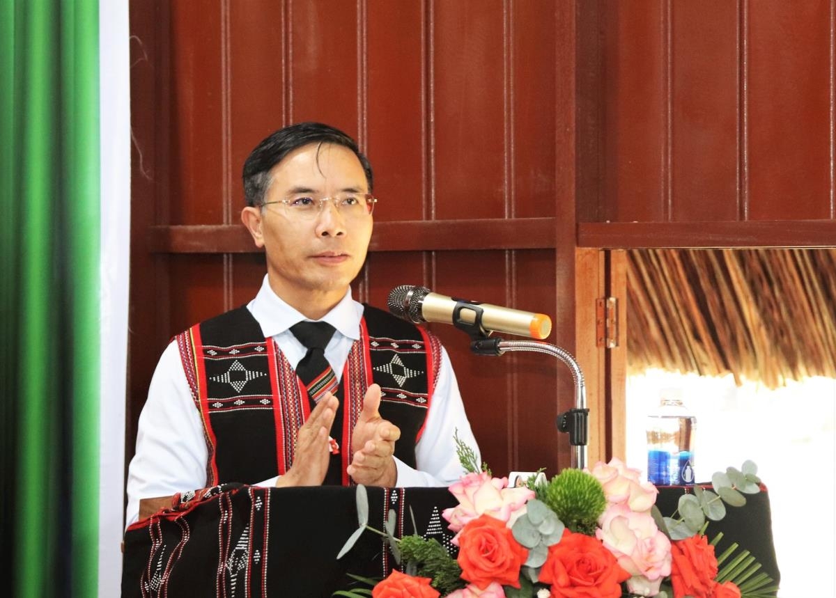 Chủ tịch UBND TP Đà Nẵng phát biểu tại Ngày hội Đại đoàn kết thôn Tà Lang, xã A Vương