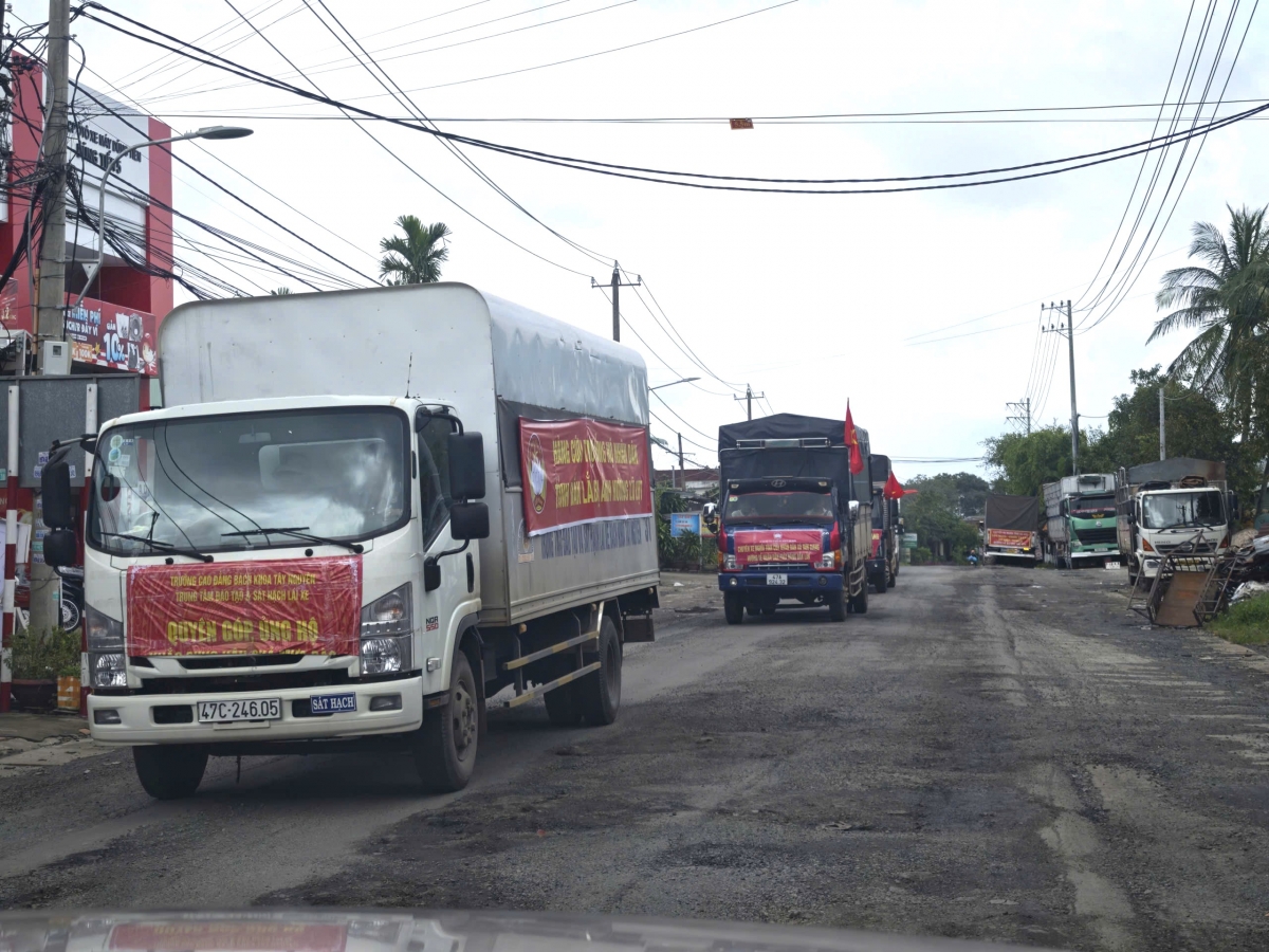 Pơlê kong kân Hồ Chí Minh mơhnhôk khu ki veăng gum Khánh Hòa khăm – hbru pơkeăng tê kơtê