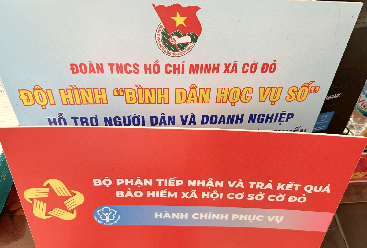 điểm nổi bật của Cờ Đỏ là Trung tâm đã phát huy sự hỗ trợ từ Đoàn thanh niên, hướng dẫn trực tiếp người dân