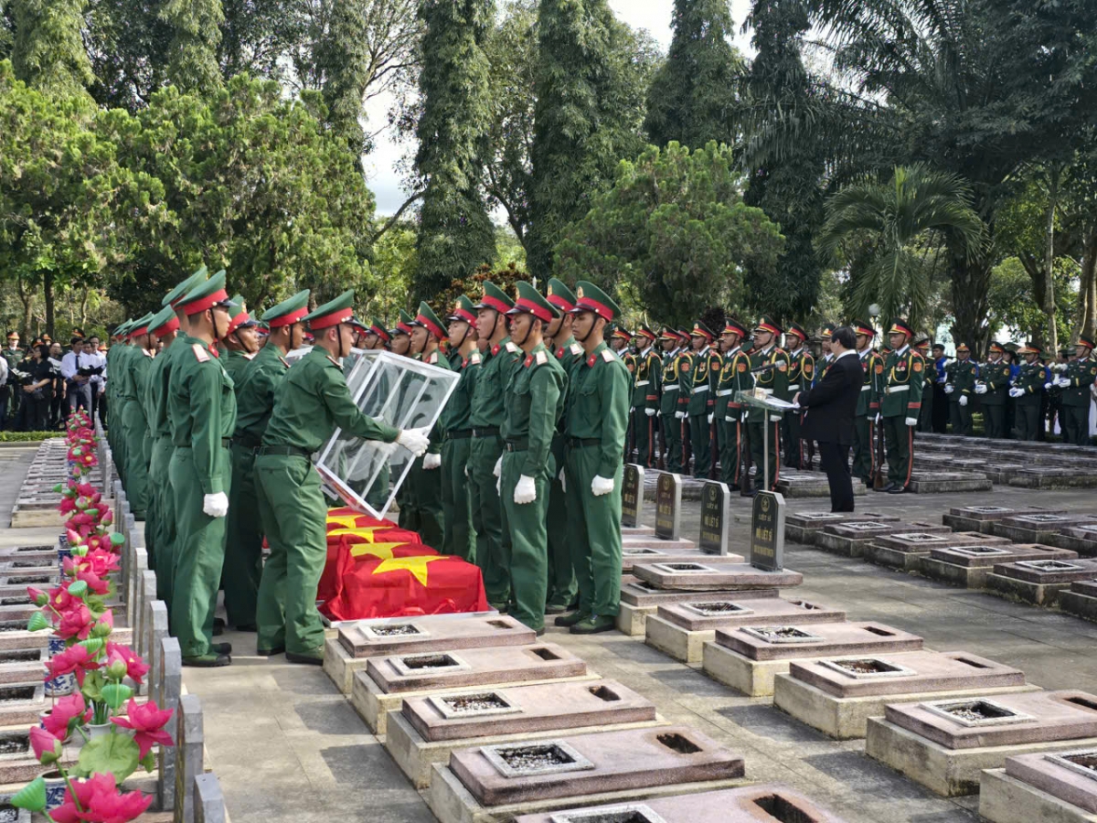 Gia Lai pơdong ƀŭ 18 kơ̆l linh lôch tang ăn teh đak