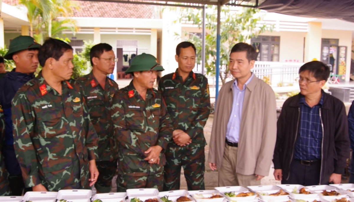 Kruanh UBND n'gor Dak Lak Tạ Anh Tuấn rgŏ jă mpôl tahen hăn kơl 