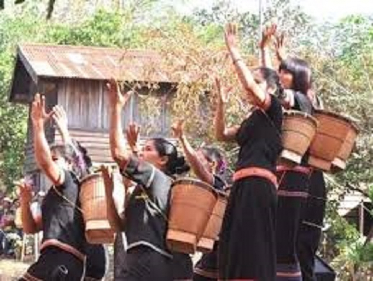 Túa xuâng Čim Grư̆ mơhno ki hmâ ƀă kuăn pơlê ƀă kong kế ƀă xeăng