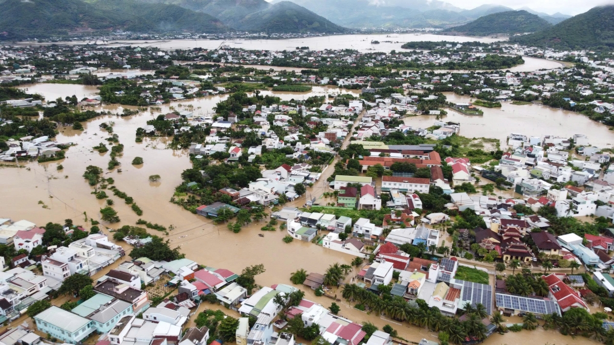 Uă tiah jat kềng gah dà dờng Cái Nha Trang gơtìp ngơr jrô
