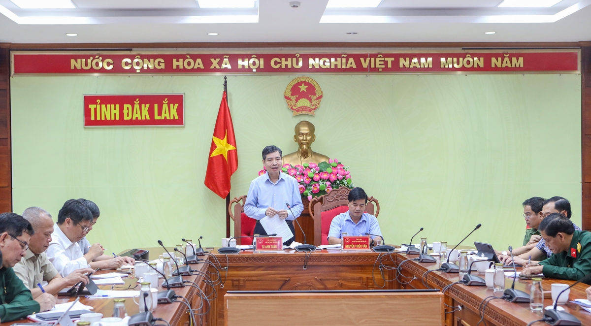 Tạ Anh Tuấn, Khua knơ̆ng bruă sang čư̆ êa čar Daklak blŭ hrăm ti anôk bi kƀĭn