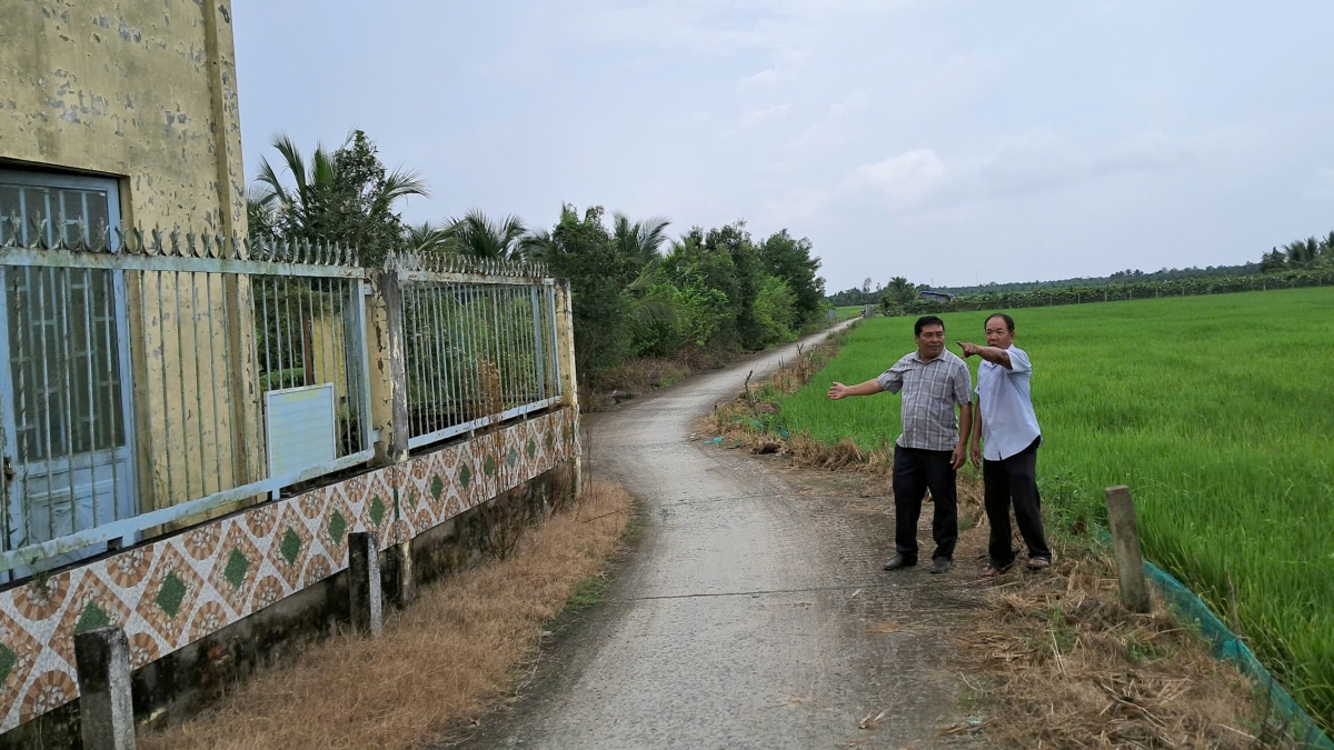 Phần đất xây dựng trạm bơm và mương tiêu úng do ông Thạch Bine hiến tặng