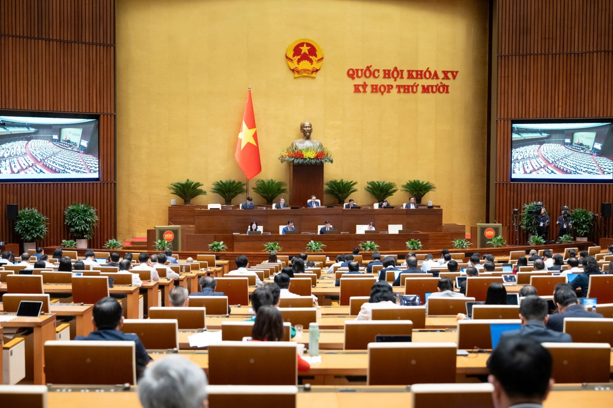 Quôk hội ring bal 2 Jơnau lơh nền tàm pơrjum sơn rờp tàm Dơ̆ pơrjum dơ̆ 10