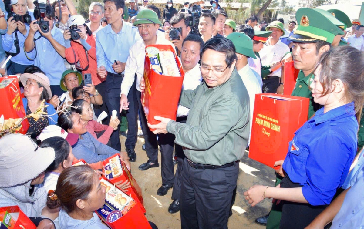 Thủ tướng Phạm Minh Chính tât khâl, rgŏ jă nuĭh ƀon lan Gia Lai