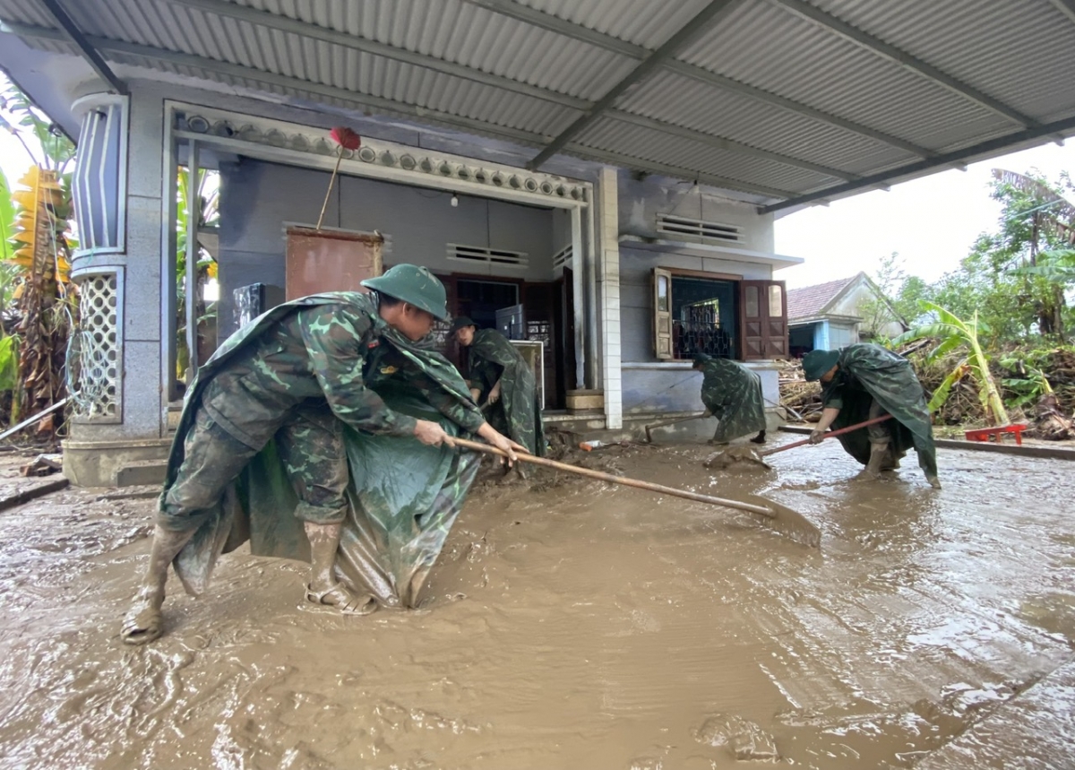 Tahen kơl an ƀon lan rep kloh ngih vâl.