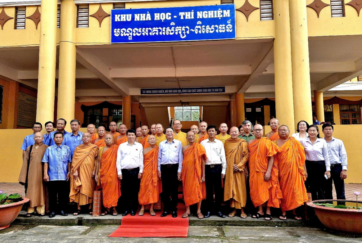 Trường BTVH Pali Trung cấp Nam bộ luôn nhận được sự quan tâm của Trung ương và địa phương