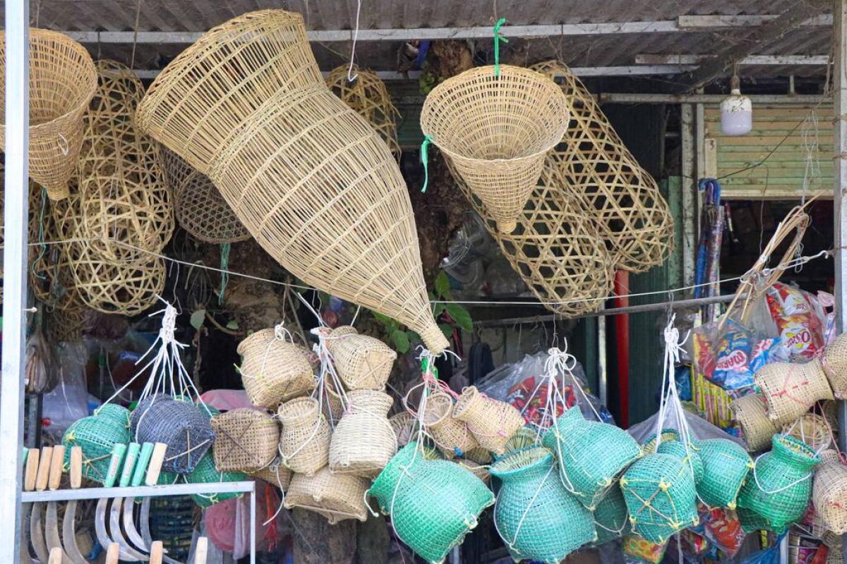 Bruk pak la-a, kreim bhap bini di urang Thai