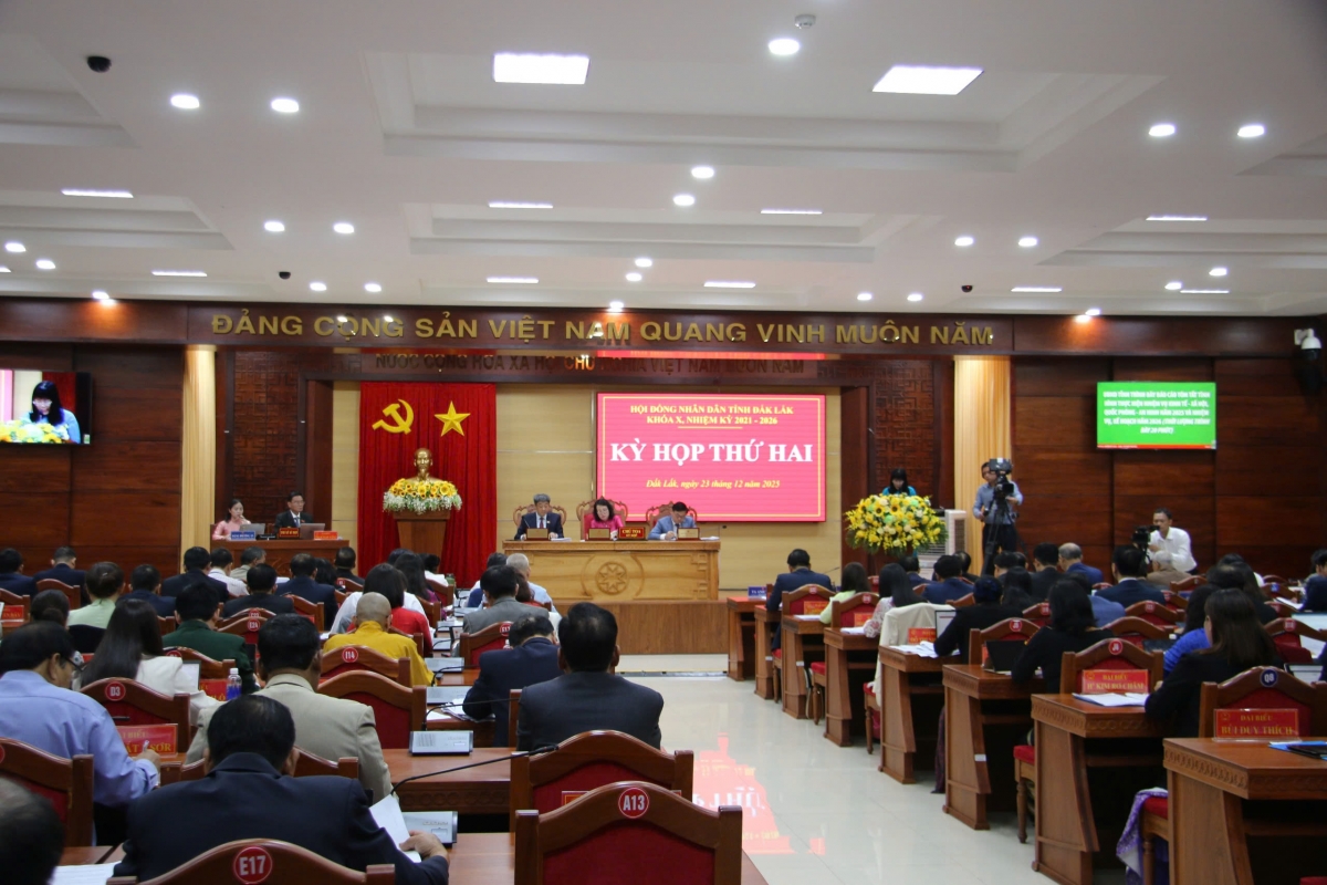 
'Măng hop akŏm mă 2, Hô̆i đŏng kon pơlei dêh char Đăk Lăk đei pơgơ̆r lơ̆m 2 năr 23 păng 24/12/2025