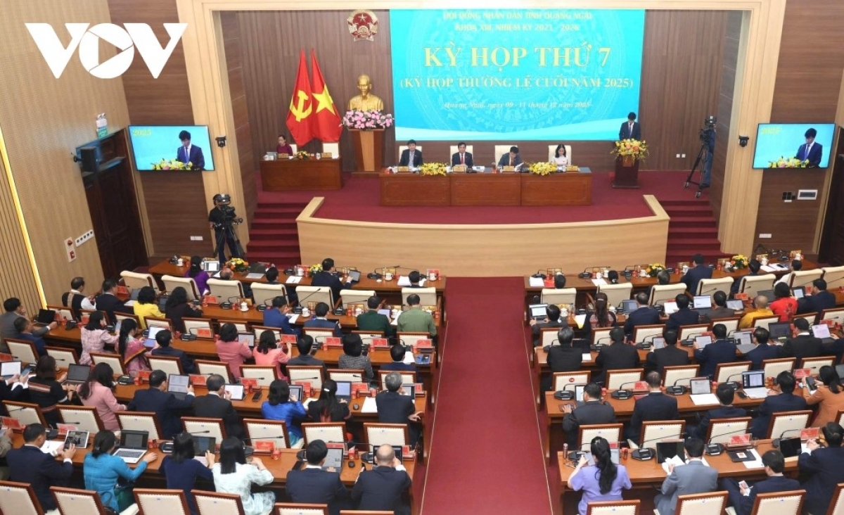 Quang cảnh kỳ họp.