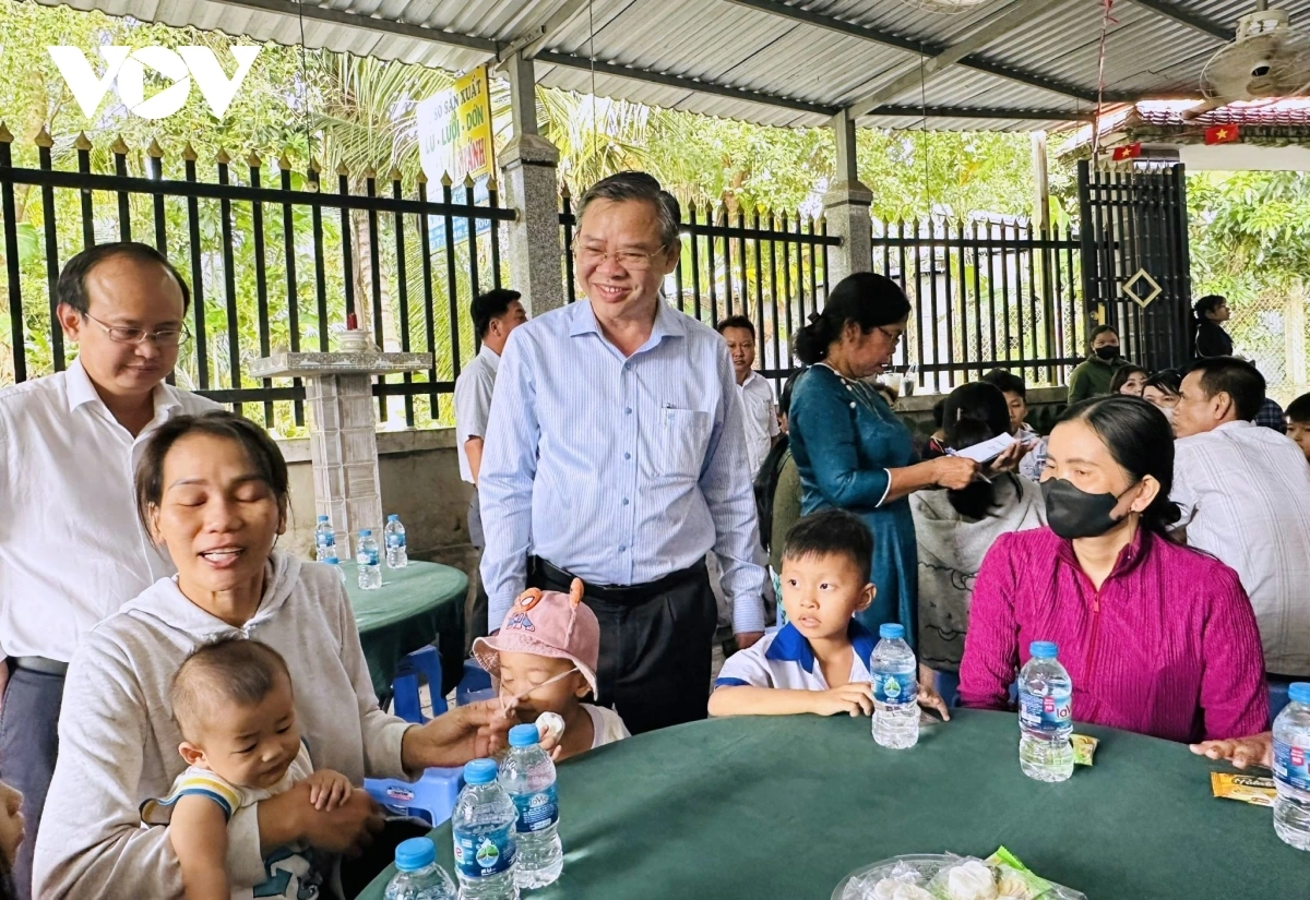 Akaok UB Bhap bini Ban Can Tho Trương Cảnh Tuyên hu mbaok di harei Jum pataom taong abih rahra di phuong Phước Thới