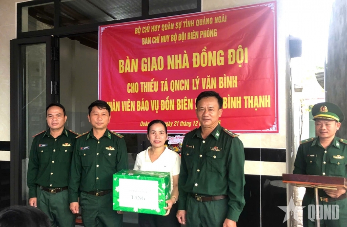 Ảnh Báo Quân đội