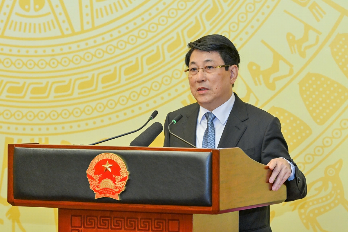 
Kơdră teh đak bơ̆n Lương Cường iung pơma ah hop akŏm