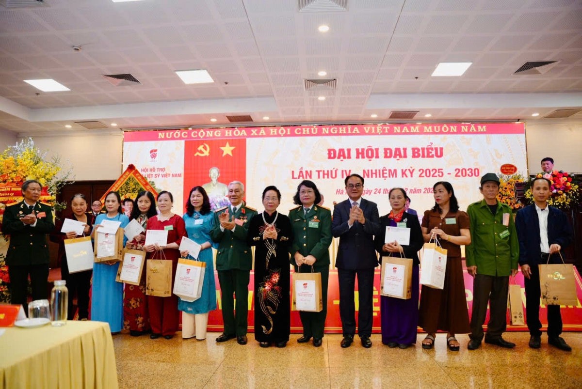 
Pơrjum dờng Mpồl dong kờl hìu bơnhă cau ling chơ̆t màng Việt Nam dơ̆ 4