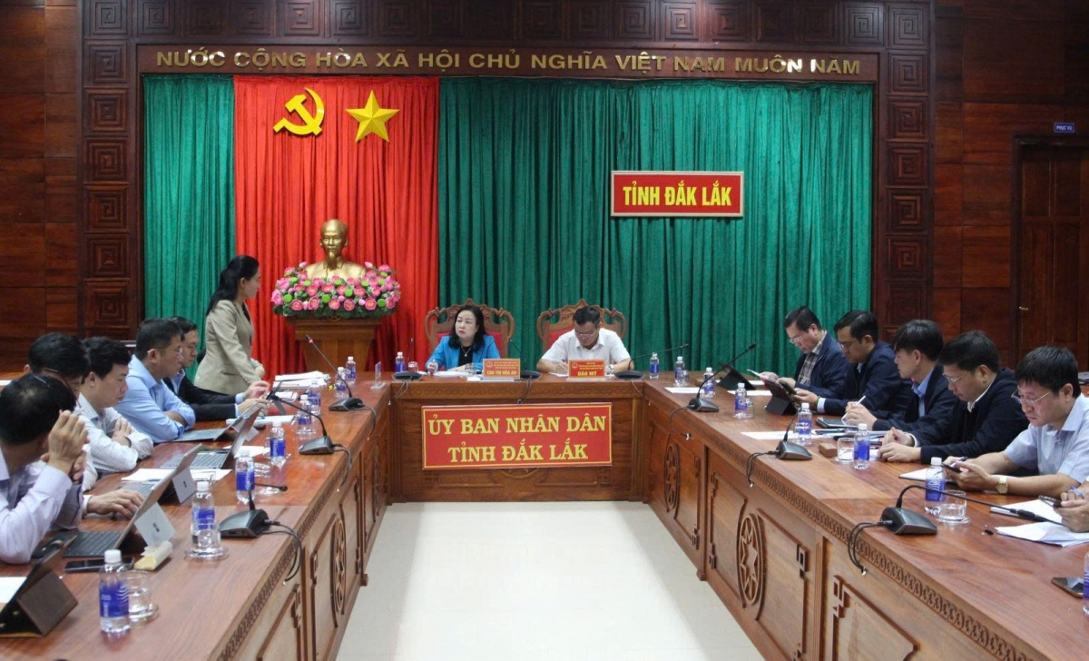 Jơh ală sàh, sơnah ƀòn càr Dăk Lăk dê neh lơh jat ală tơngume gơrềng tus broă lơh tĕ khà