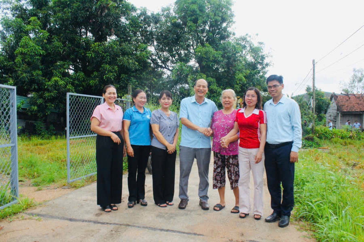 Đơng lam sàh Ia Hiao kah rơngal ală hìu làng bol pà ù lơh gùng