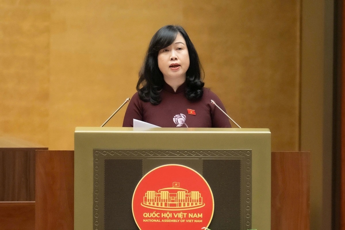 Ƀộ trưởng ƀộ Lơh sơnơm mò Đào Hồng Lan geh jơnau đơs tàm pơrjum Quốk hội