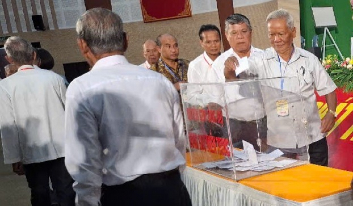 Ông Kim Hồng Danh, nguyên Phó trưởng Ban Dân tộc tỉnh Trà Vinh dự Đại hội đại biểu Hội Đoàn kết sư sãi yêu nước tỉnh Vĩnh Long lần thứ I, nhiệm kỳ 2025 - 2030 