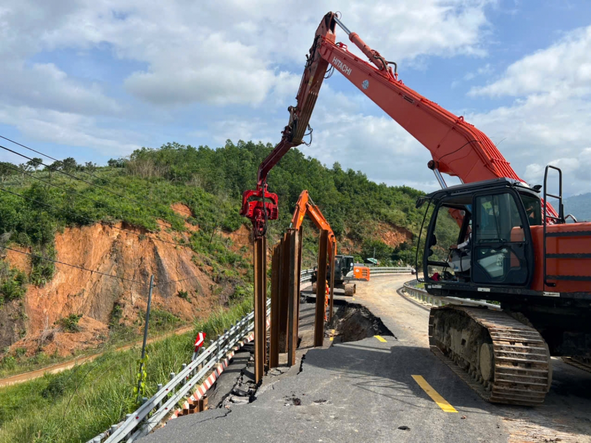 Mkra hdră mdrơ̆ng hŏng klei klưh hroh ti kčŭn čư̆ Khánh Lê