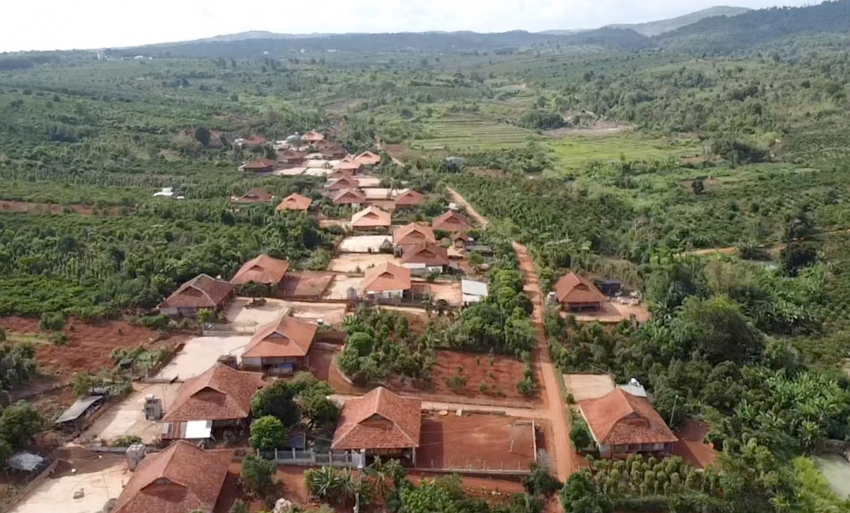 
Ƀòn Quảng Hoà tàm sàh Tam Giang, càr Dăk Lăk kung gam prap gàr bè ờs uă bơta niam chài bơh yau bơh kòn cau Nùng ƀòn tờm Cao Bằng dê