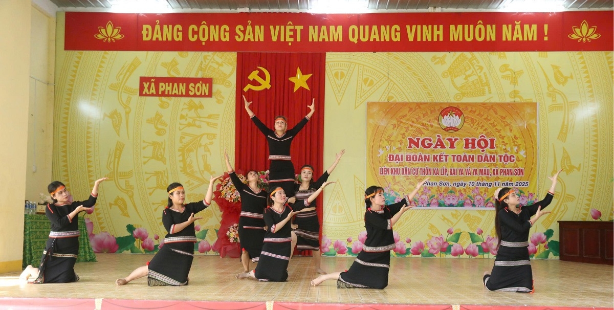 Mơđah hơdruê xuăng a Hâi leh tơrŭm hdrông mơngế