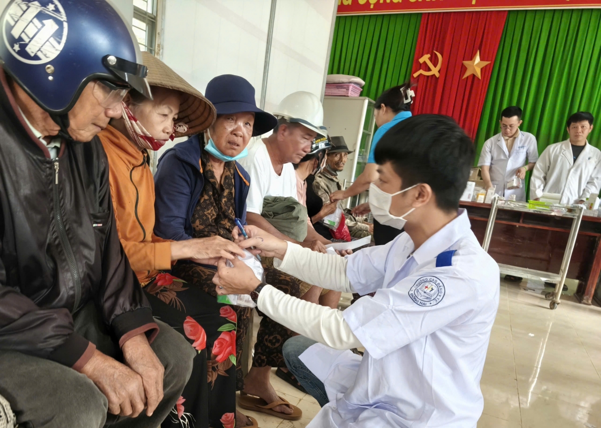 Tơdơi kơ pơkă lăng, mơnuih ƀôn sang dưi tŭ mă hip pioh ia jrao kơ sang anŏ