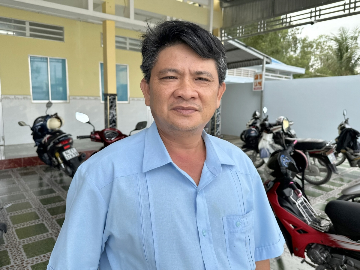 Ông Nguyễn Thanh Phong, Phòng Kinh tế xã Vĩnh Phước, tỉnh Cà Mau thông tin về giảm nghèo của địa phương