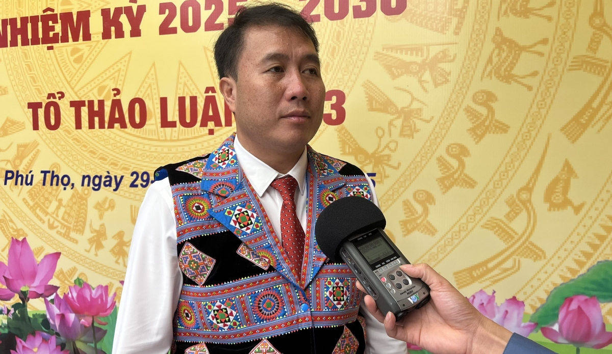 Ơi Sùng A Chênh-Khua git gai ping gah să kual čư̆ siăng Pà Cò, tơring čar Phú Thọ