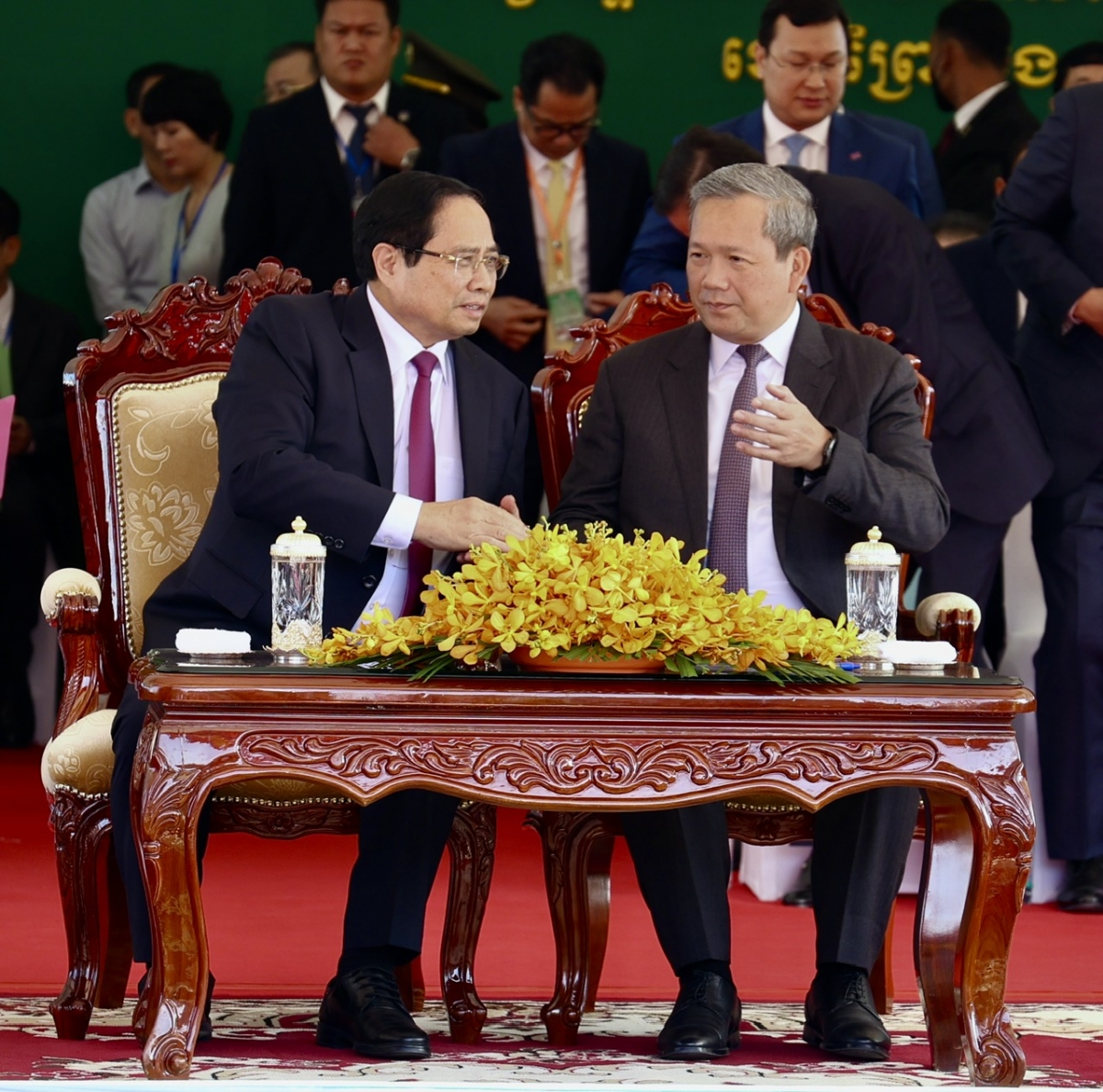 Thủ tướng Phạm Minh Chính păng Thủ tướng Campuchia Hunmanet