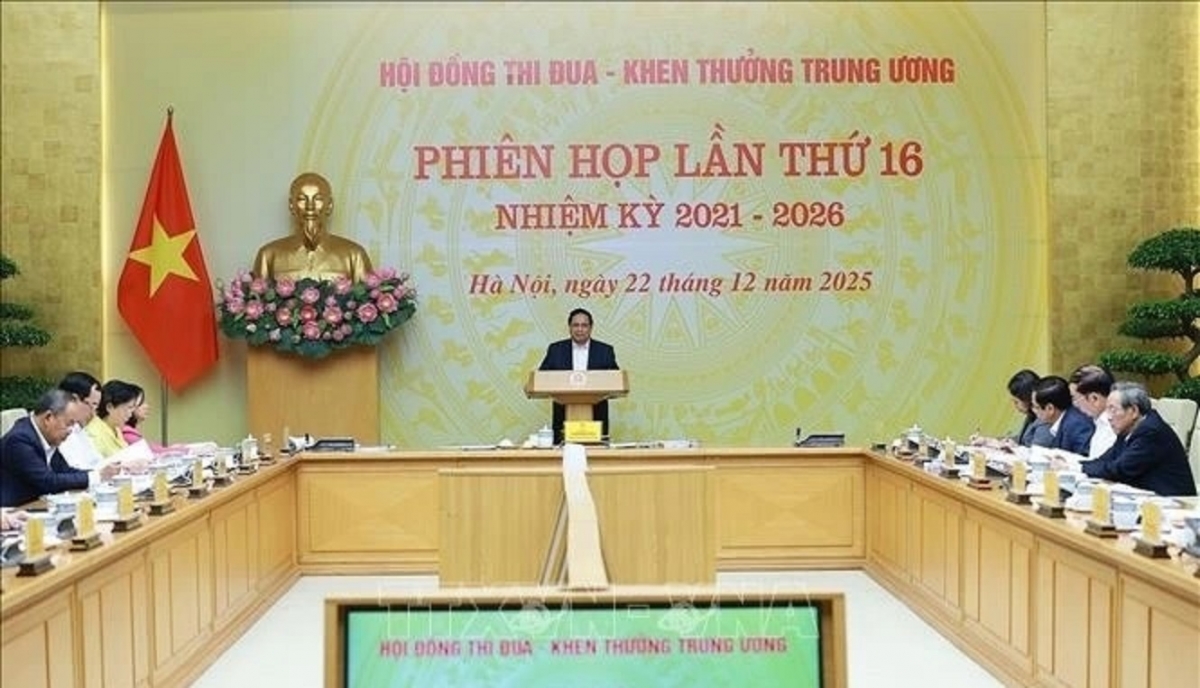 Khua Knŭk kna Phạm Minh Chính gĭt gai hlăm klei kƀĭn