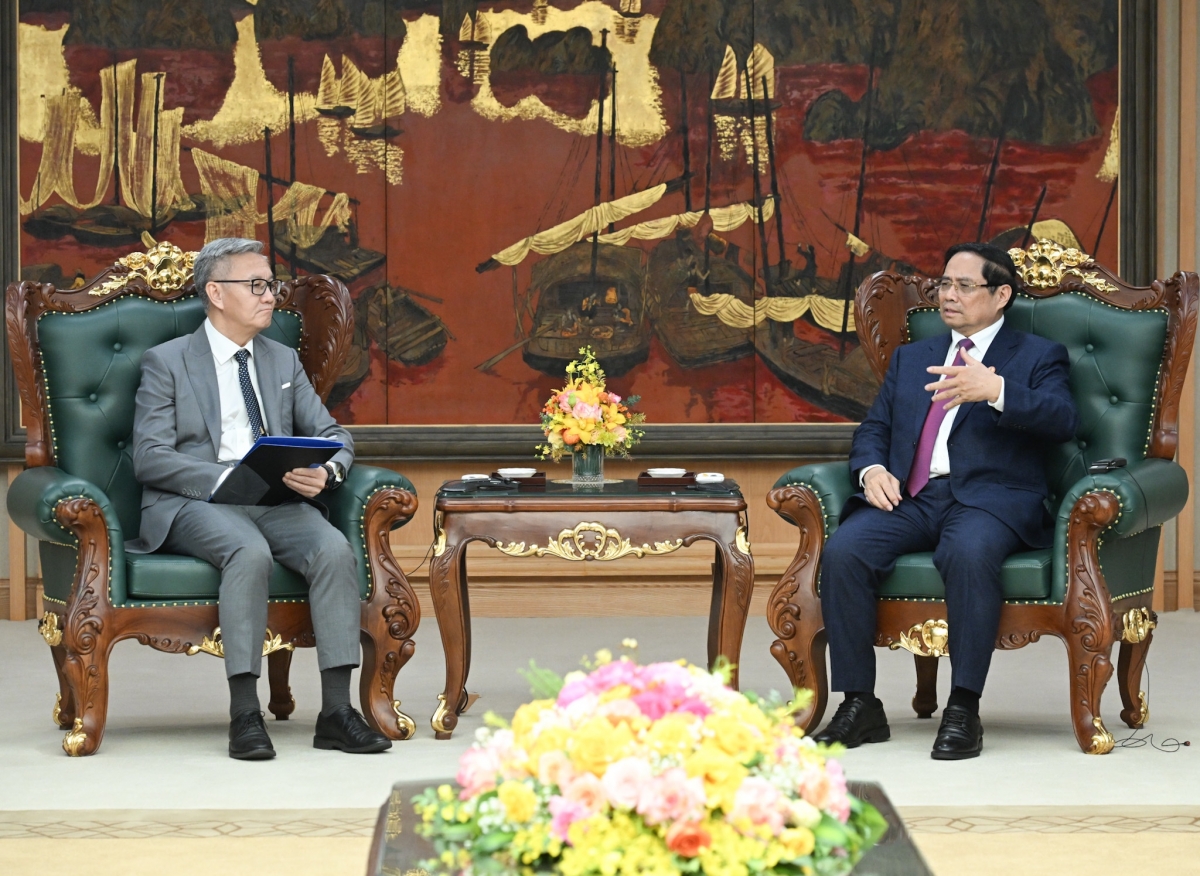 Thủ tướng Phạm Minh Chính wơt Kruanh n’gâng kan tâm rnglăp nchră nău Lào
 