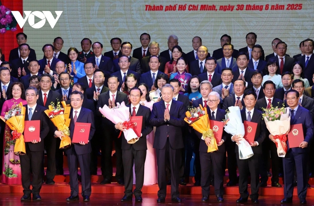 Tổng Bí thư Tô Lâm jao brei harak ka  Ban Chap hanh Ndang bo TP.HCM, di harei 30/6/2025