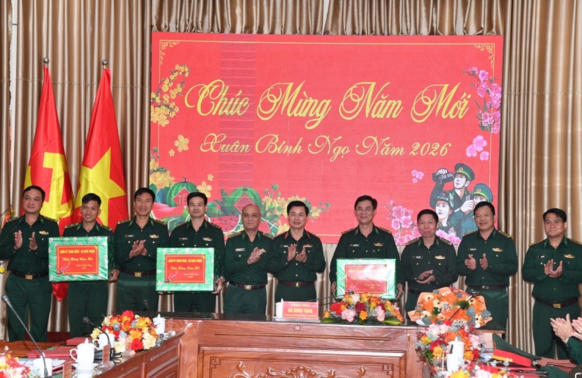 Thươ̆ng tươ̆ng Đỗ Xuân Tụng hbru tơmeăm Têt ăm Mố đô̆i gak tơkăng kong Dak Lak