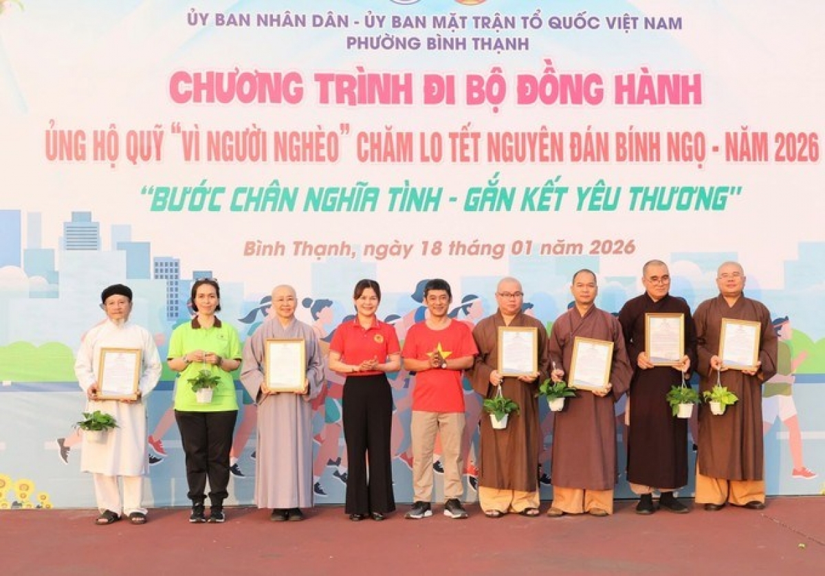 Ban raya Ho Chi Minh pakauk mek kaya drap ar karja alin ka urang jakar pakat angaok