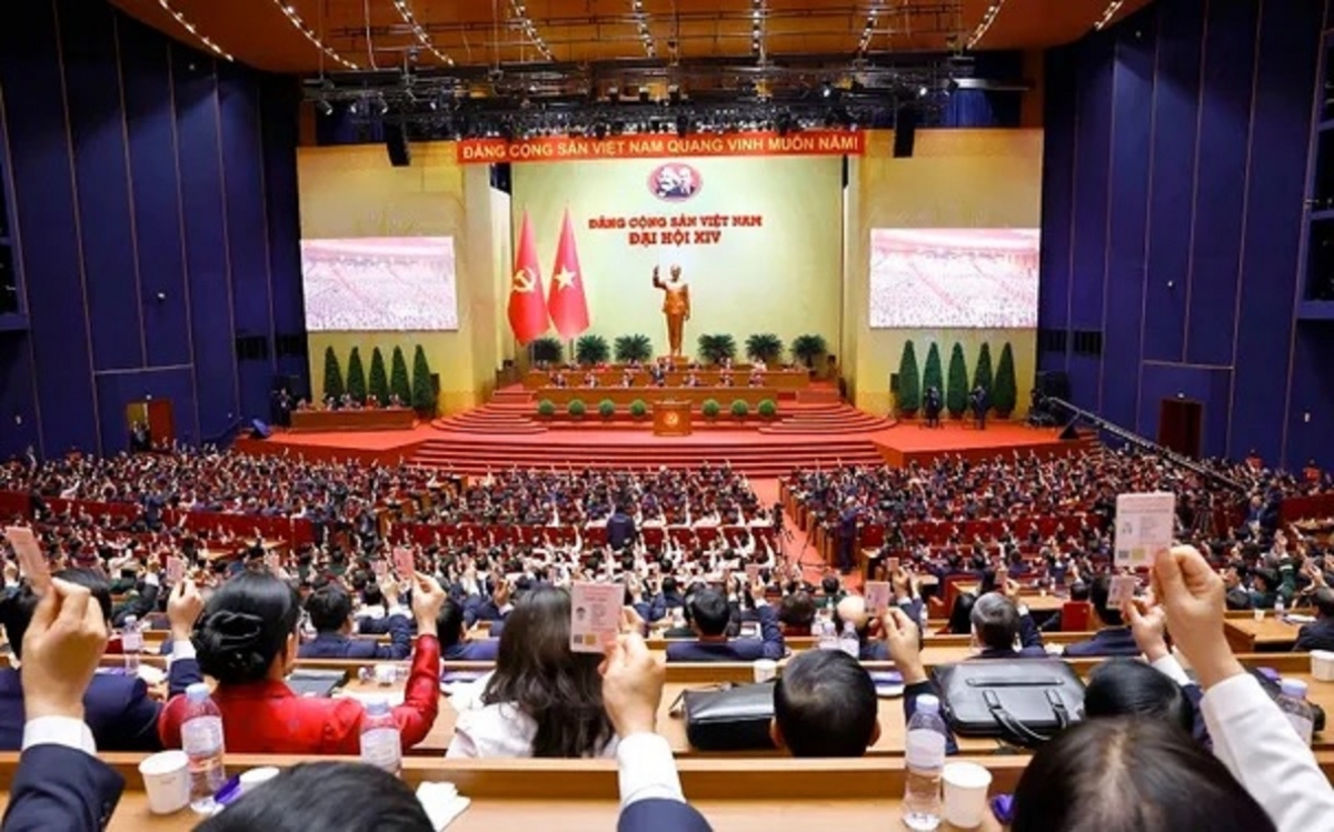 Pơrjum dờng 14 Đảng dê