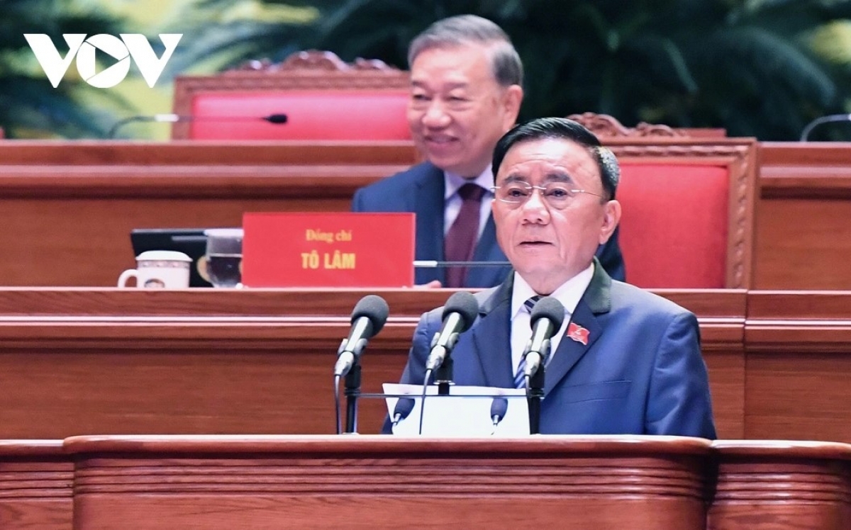 Ủy viên Bộ chính trị, Thường trực Ban Bí thư Trần Cẩm Tú.