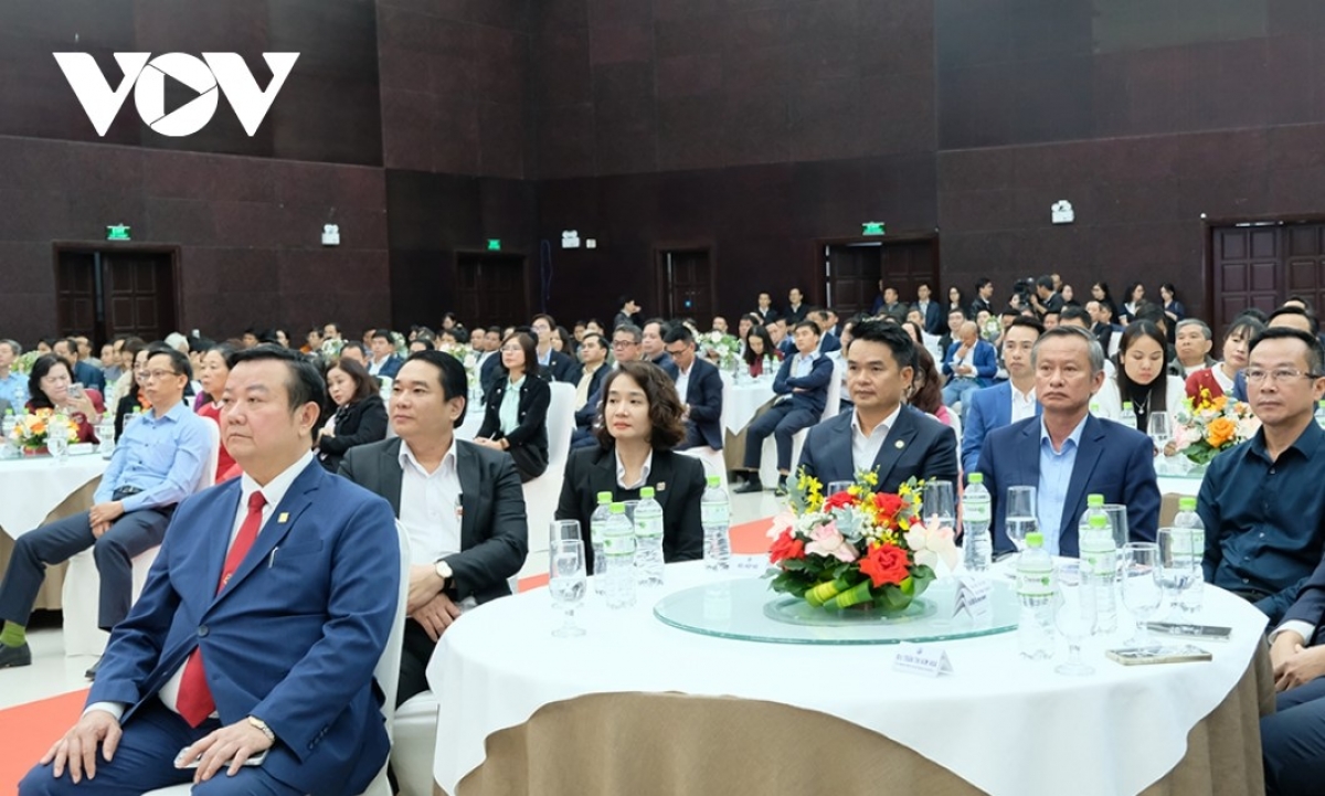 Các doanh nghiệp tại buổi gặp mặt.