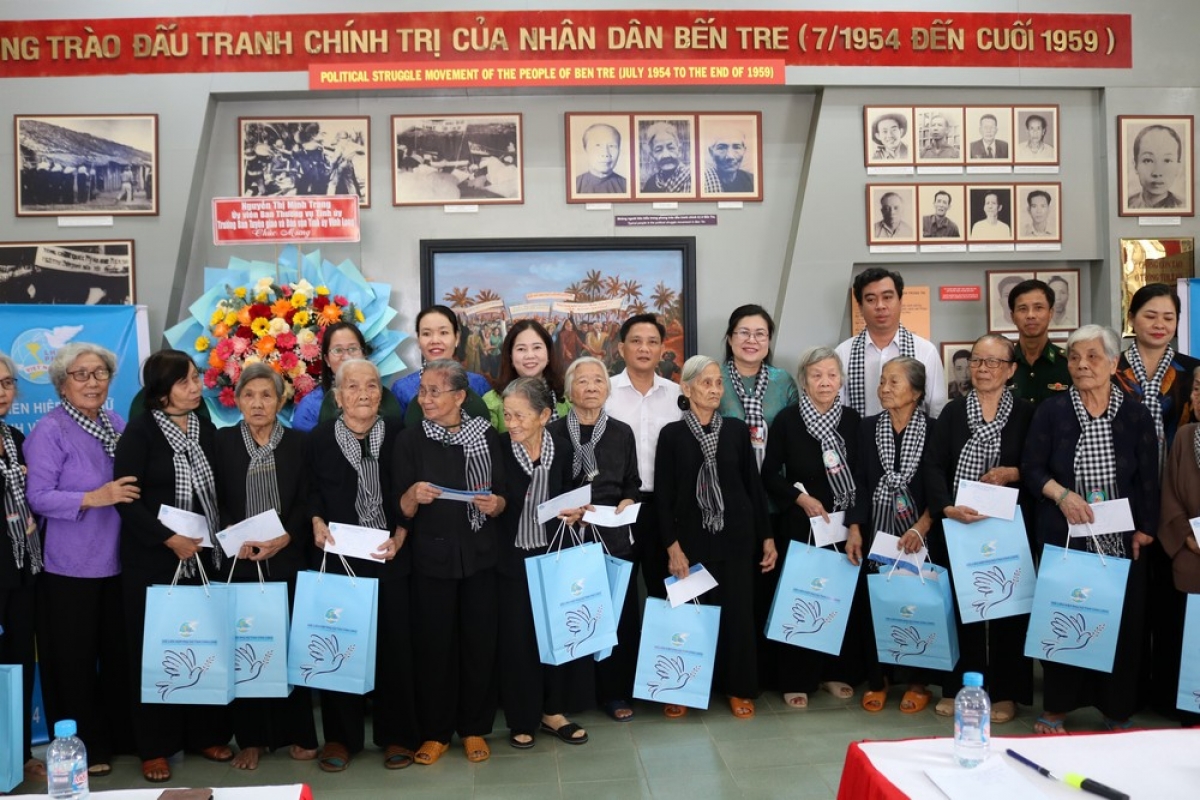 Alin kaya ka dom amaik Viet Nam anh hung