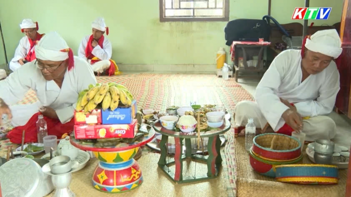 Adat duh paling lisei